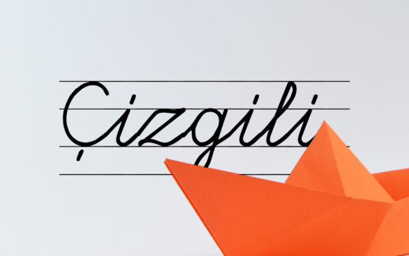 Cizgili: A Script Font for Creative Balance